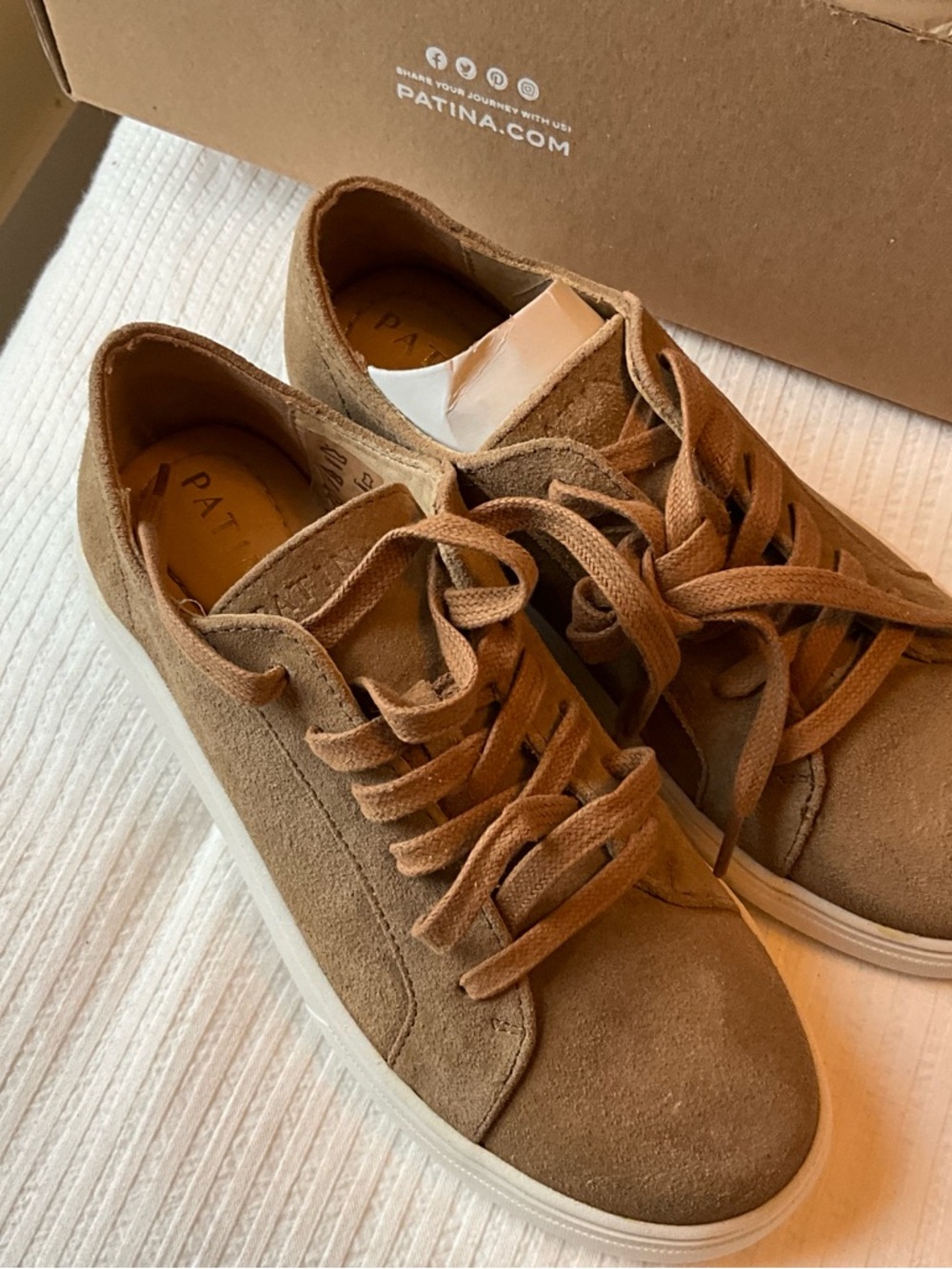 Patina Suede Leather Low-Top Street Sneakers Womens size 7